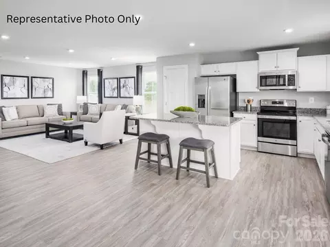 930 Pemberley St, Lancaster, SC 29720 photo 3