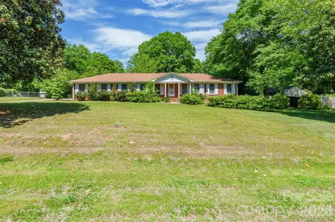 2506 Colebrook Dr, Rock Hill, SC 29732