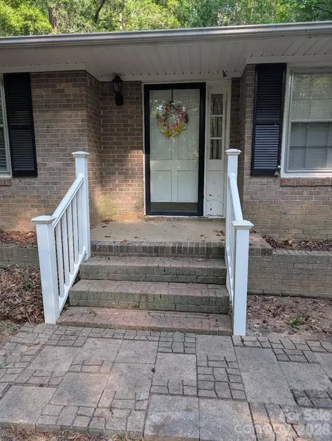 391 Blackwell Dr, Kershaw, SC 29067