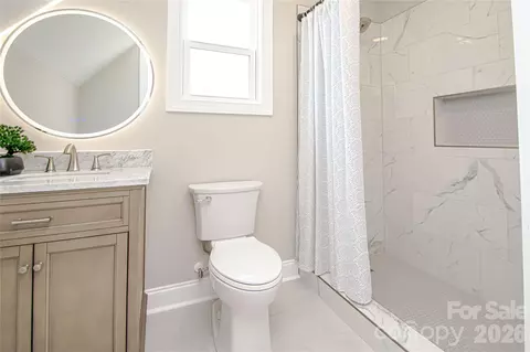 Bath - 1502 Marion St, Monroe, NC 28112 photo 5 of 9