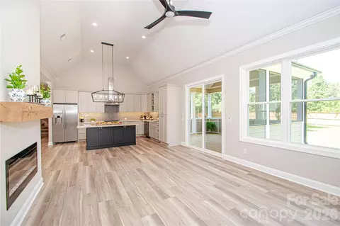 Living - 1502 Marion St, Monroe, NC 28112 photo 2 of 5