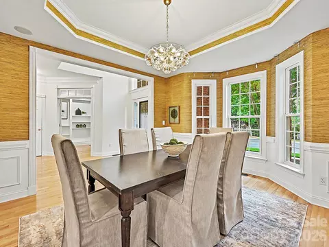 Dining - 159 Shoreline Pkwy, Fort Mill, SC 29708 photo 2 of 4