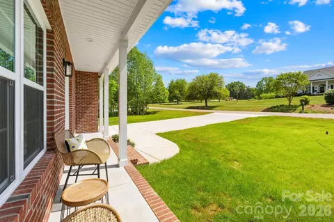 2630 Polo Ln, Maiden, NC 28650