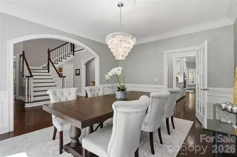 Dining - 18928 Peninsula Point Dr, Cornelius, NC 28031 photo 2 of 4