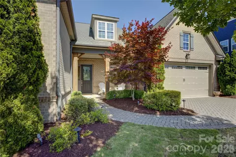 15512 Aviary Orchard Way, Charlotte, NC 28278