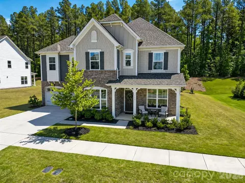 777 Yucatan Dr, Waxhaw, NC 28173