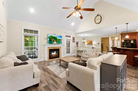 5424 Old Town Ln, Gastonia, NC 28056