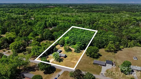 1145 Craigbrow Cir, Chester, SC 29706