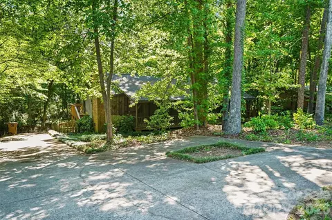 5921 Senconee Rd, Matthews, NC 28104