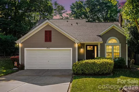 12213 Woodside Falls Rd, Pineville, NC 28134