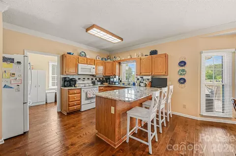Kitchen - 4051 Pinecrest Ne Dr NE, Hickory, NC 28601 photo 1 of 3