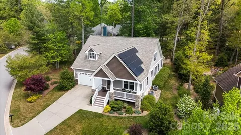 15 Quail Hollow Dr, Arden, NC 28704