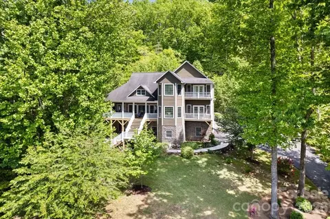 1307 Golf Course Rd, Old Fort, NC 28762