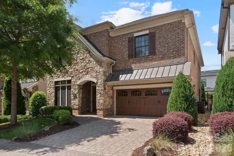 4315 Calvet Ct, Charlotte, NC 28210