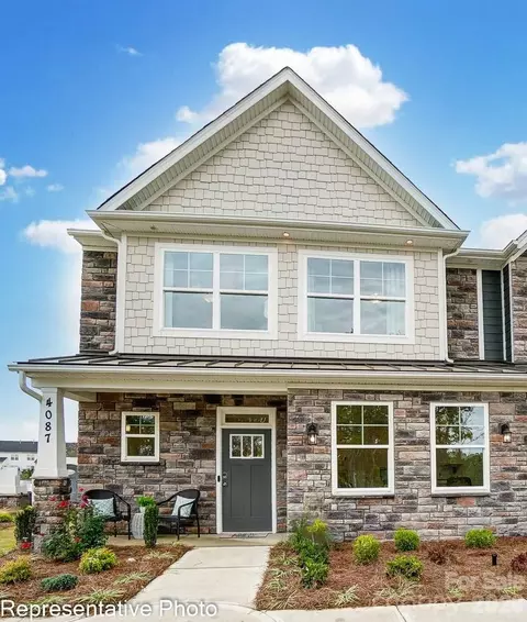 4376 Black Ct, Harrisburg, NC 28075