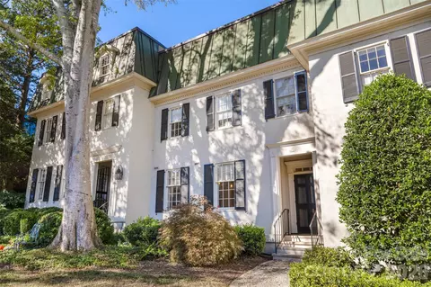 153 Perrin 153 Pl #153, Charlotte, NC 28207