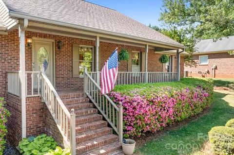 2111 Wayles Ct, Gastonia, NC 28056