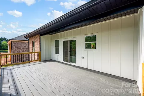 Exterior - 906 4th Ne St NE, Conover, NC 28613 photo 7 of 7