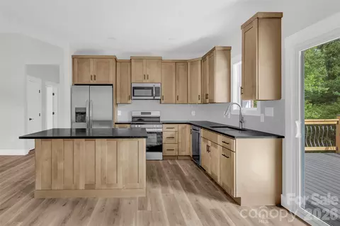 Kitchen - 906 4th Ne St NE, Conover, NC 28613 photo 5 of 5