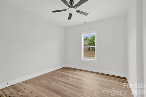 Bedroom - 906 4th Ne St NE, Conover, NC 28613 photo 3 of 3