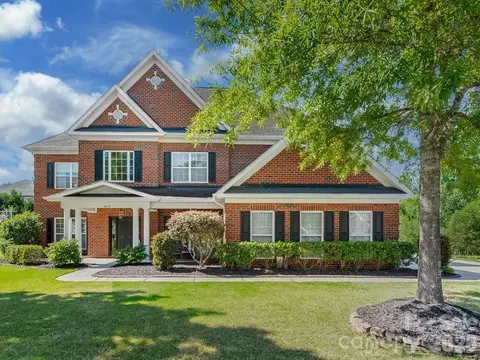 8638 Savannah Rd, Harrisburg, NC 28075