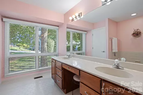 Bath - 128 Forest View Dr, Flat Rock, NC 28731 photo 1 of 3