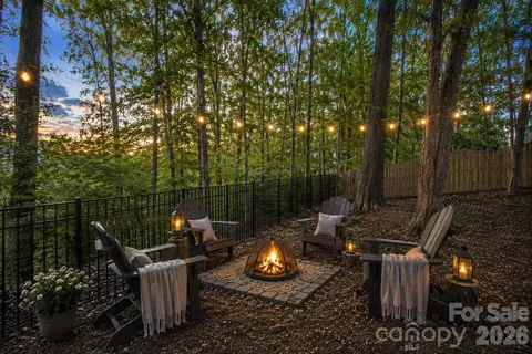 16214 Grafham Cir, Huntersville, NC 28078