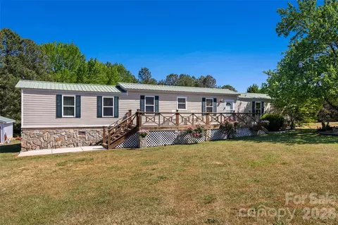 821 Nancys Pl, Chester, SC 29706