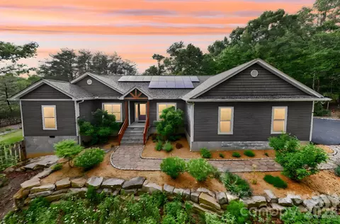 549 Riverknoll Ln, Tryon, NC 28782
