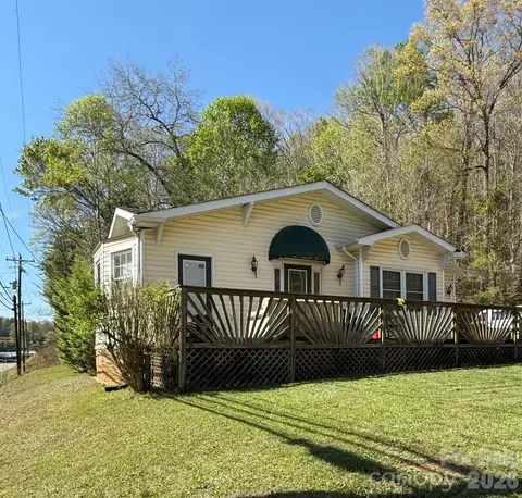 880 N Main St, Marion, NC 28752