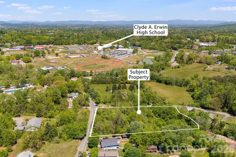 174 Ben Lippen Rd, Asheville, NC 28806