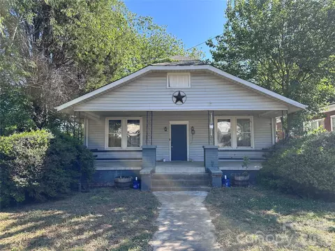 704 4th St, Spencer, NC 28159