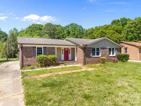 Exterior - 165 Hawkins Loop, Salisbury, NC 28144 photo 4 of 15