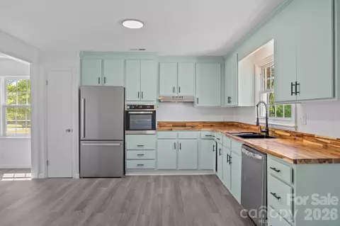 Kitchen - 165 Hawkins Loop, Salisbury, NC 28144 photo 1 of 2