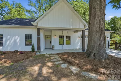 2113 Woodlawn A St #A, Kannapolis, NC 28083