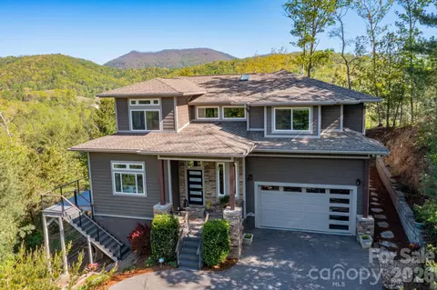 36 Spy Pointe Ln, Fletcher, NC 28732