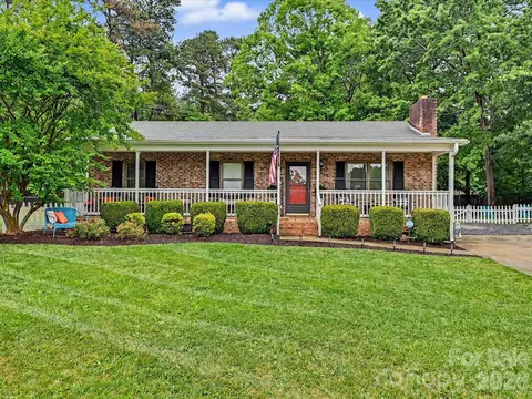 2334 Firmin Ct, Gastonia, NC 28056
