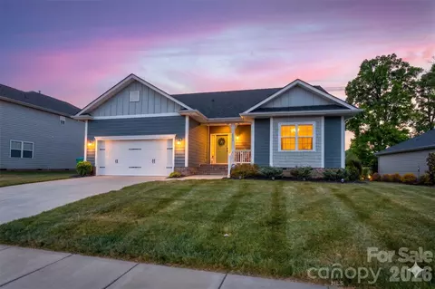 11728 Glenwood Dr, Locust, NC 28097
