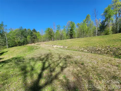 889 Firefly Trl, Marshall, NC 28753 photo 5
