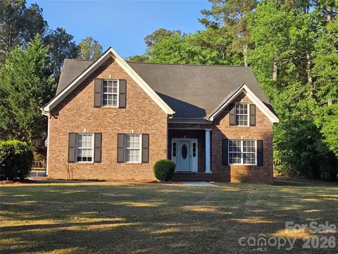 2843 Lakeshore Dr, Chester, SC 29706