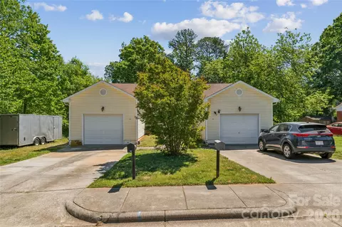 329 W Mcneely Ave, Mooresville, NC 28115