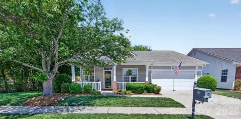 510 Ridgely Green Dr, Pineville, NC 28134