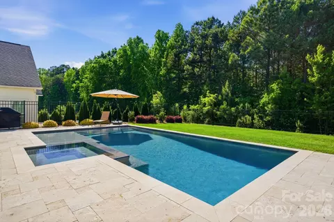 Exterior - 12016 Cambridge Square Dr, Cornelius, NC 28031 photo 9 of 11