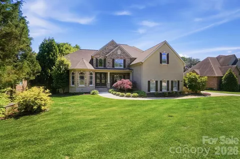 159 Riverchase Ln, Mooresville, NC 28115