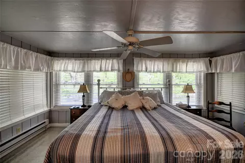 91 Mallard Loop, Waynesville, NC 28785