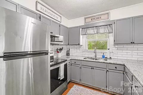 225 Dulin Ave, Salisbury, NC 28146