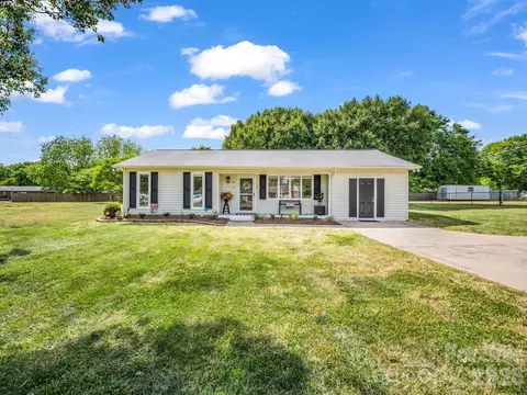 702 Billys Dr, Shelby, NC 28152