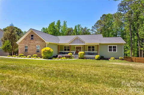 9311 Willowglen Trl, Charlotte, NC 28215