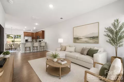324 Zocalo Dr, Gastonia, NC 28056