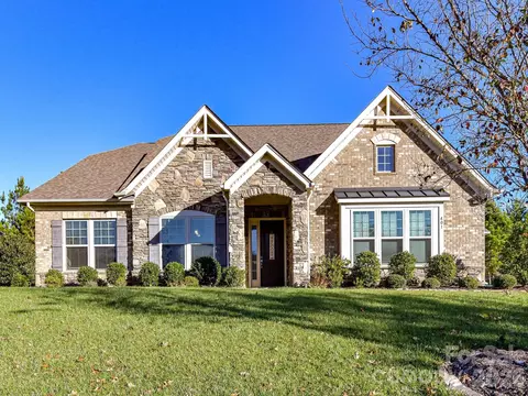 401 Hollyhock Dr, Weddington, NC 28104